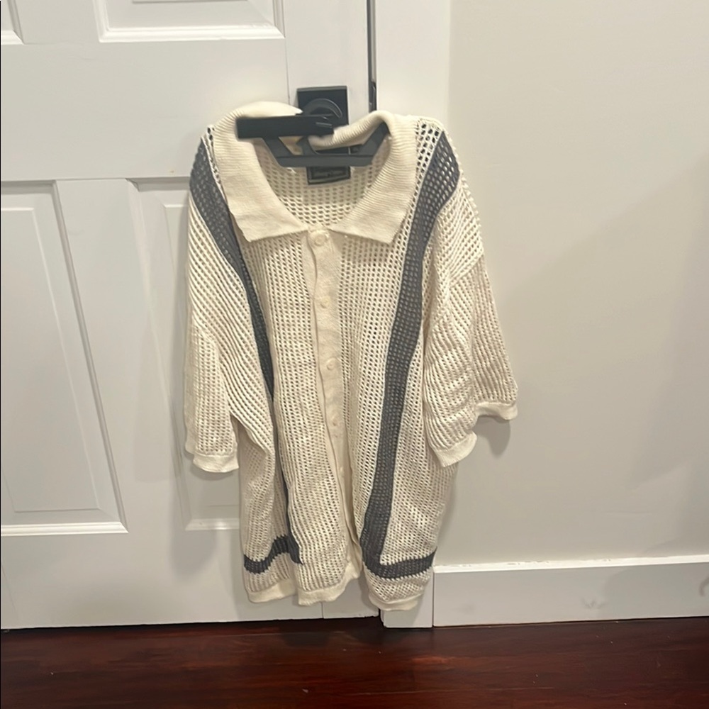 Men’s Knit Cream and Gray Sweater